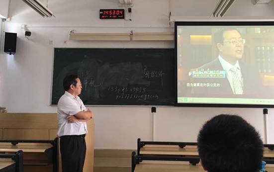 http://portal.gzhu.edu.cn/image/image_gallery?uuid=e6021608-2493-4e88-a2cd-45234bb160bc&groupId=26297&t=1507641713226